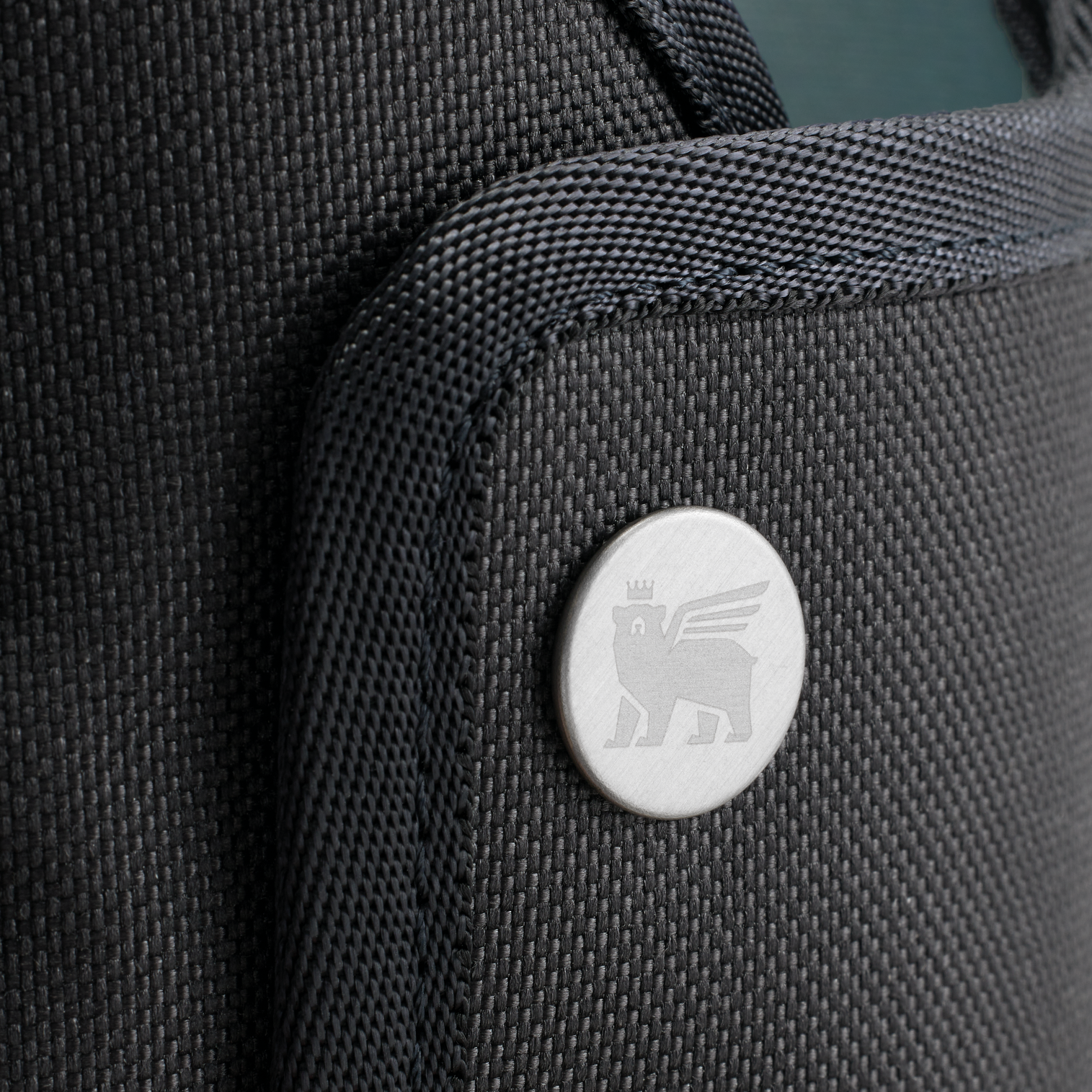 The All Day 40 OZ Quencher Carry-All - Hydrate Anywhere